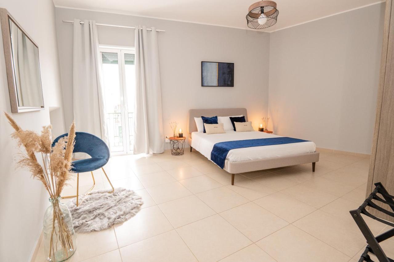 Hinode - Centro Apartment Vieste Bagian luar foto
